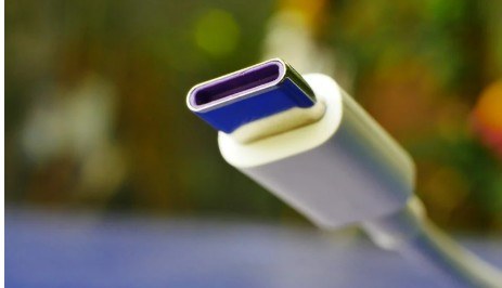 圖一 : 高效能Thunderbolt儲存設(shè)備能支援快速備份與即時資料存取。